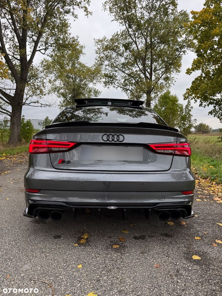 Audi S3 S tronic - 3