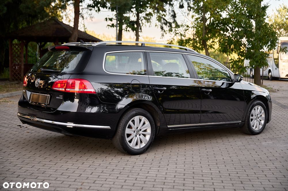 Volkswagen Passat - 18