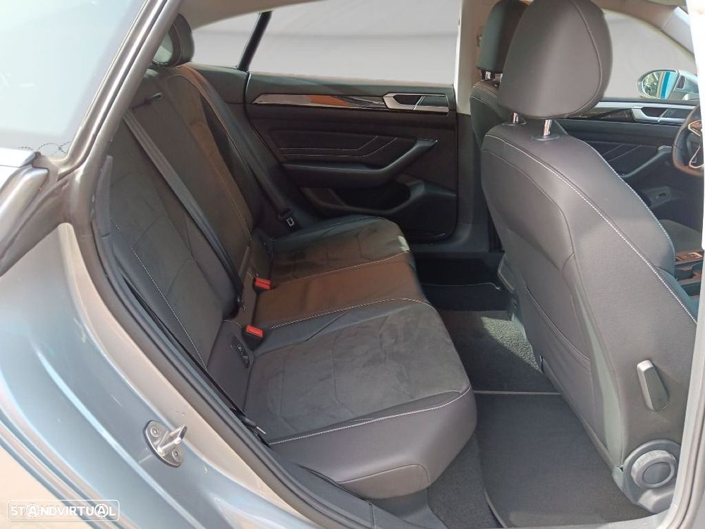 VW Arteon 2.0 TDI Elegance DSG - 23