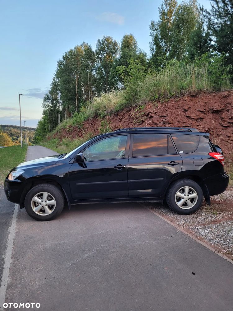 Toyota RAV4 - 3