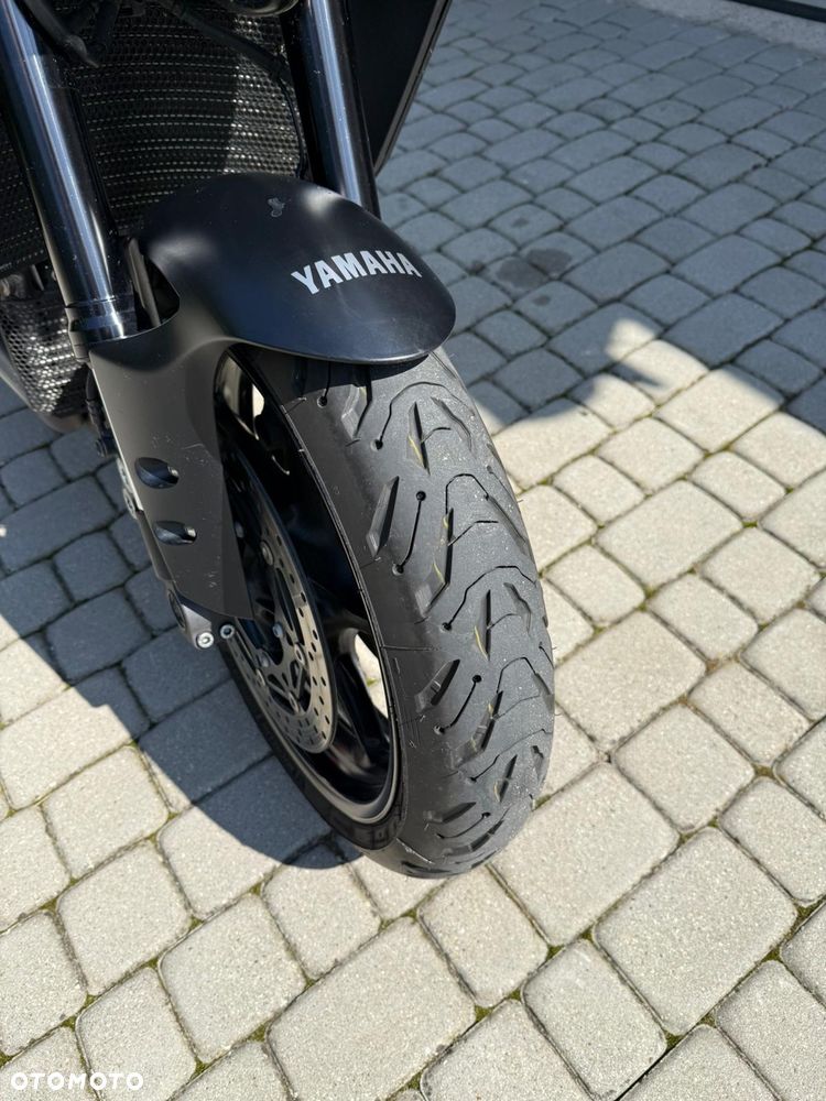 Yamaha MT - 6