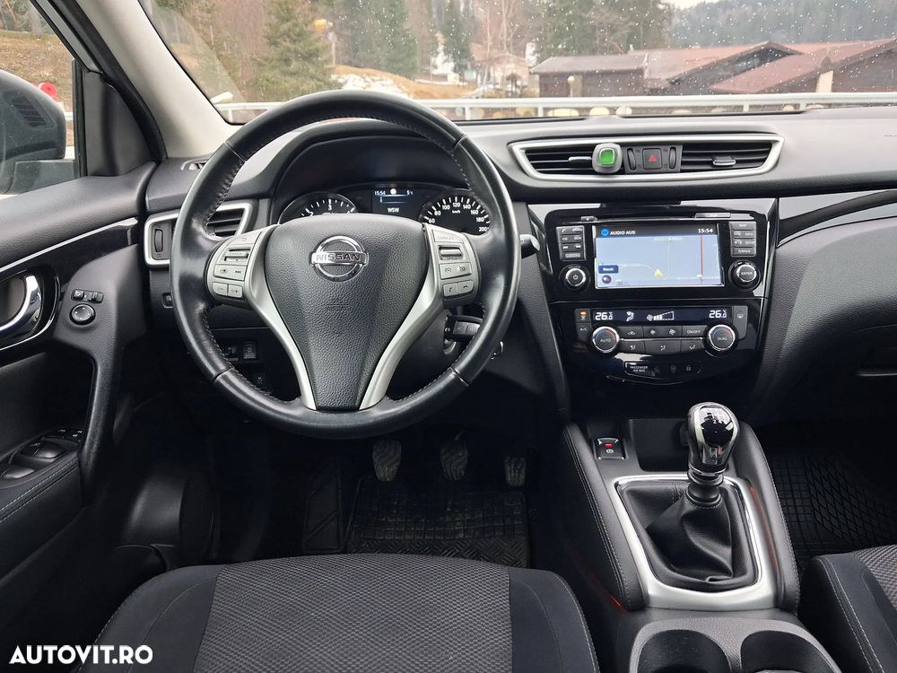 Nissan Qashqai 1.6L dCi Start/Stop 4X4-i N-Connecta - 12