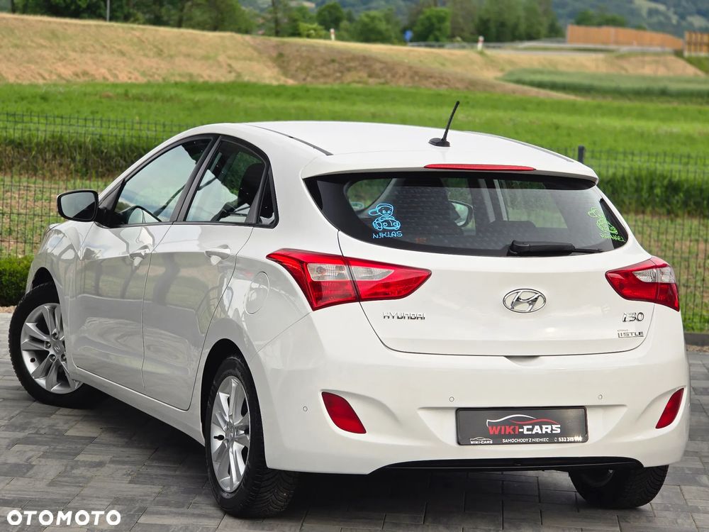 Hyundai i30 1.4 Fifa World Cup Edition - 14