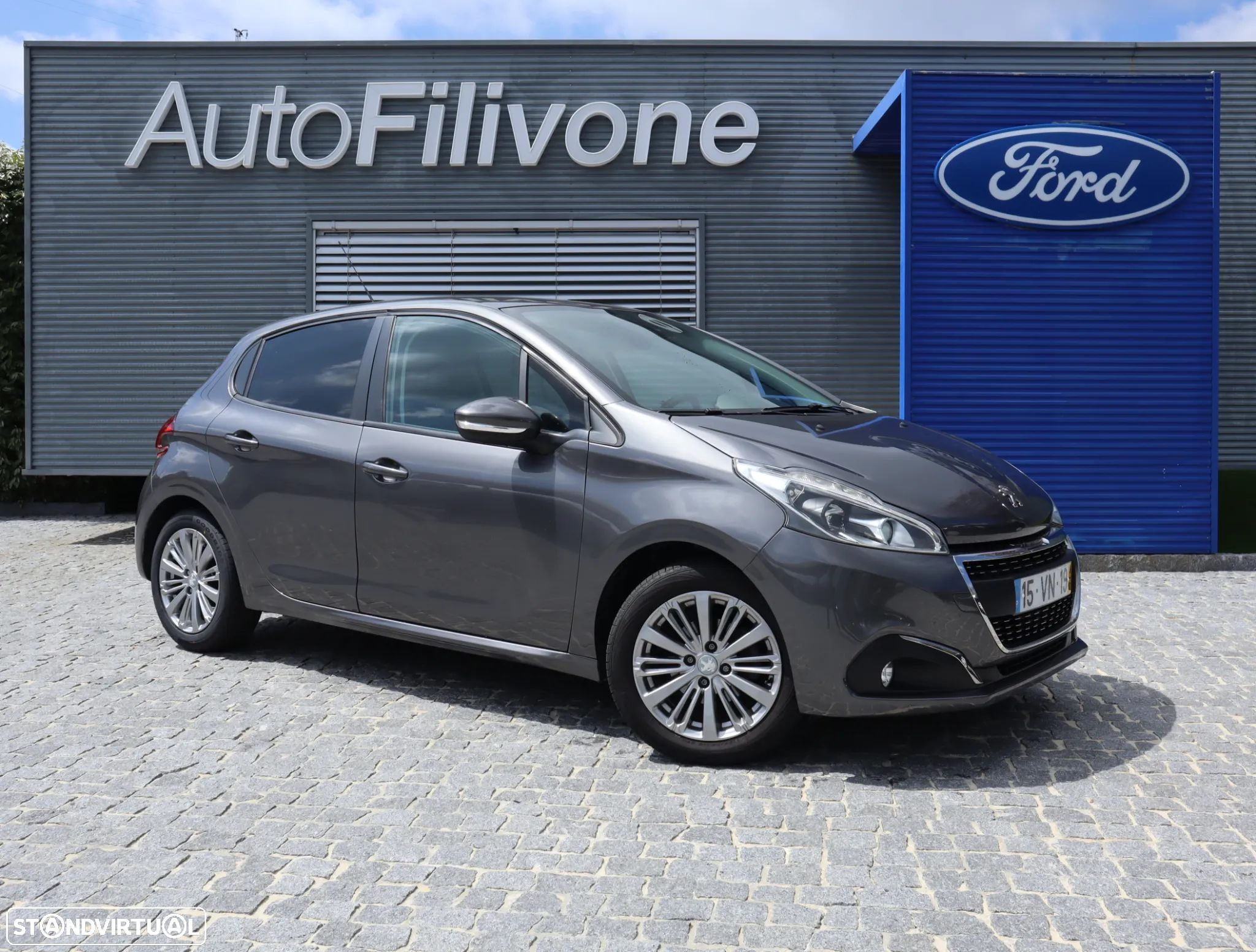 Peugeot 208 1.2 PureTech Style - 1