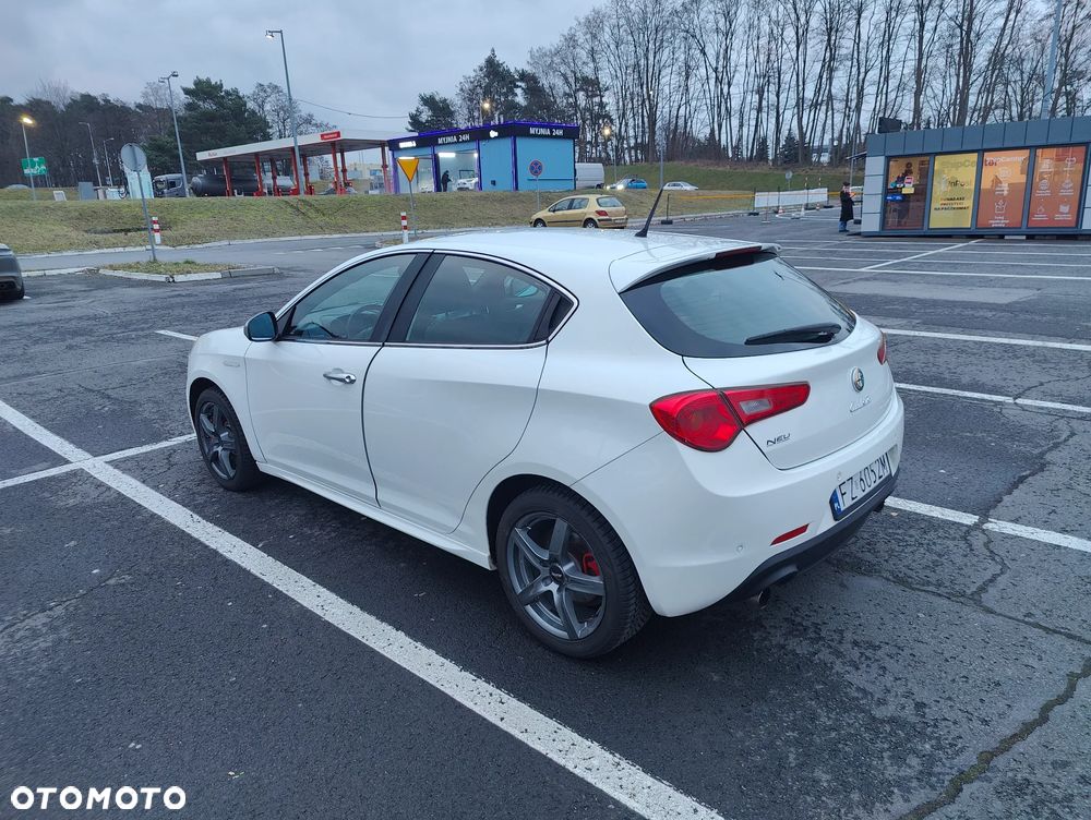 Alfa Romeo Giulietta - 4