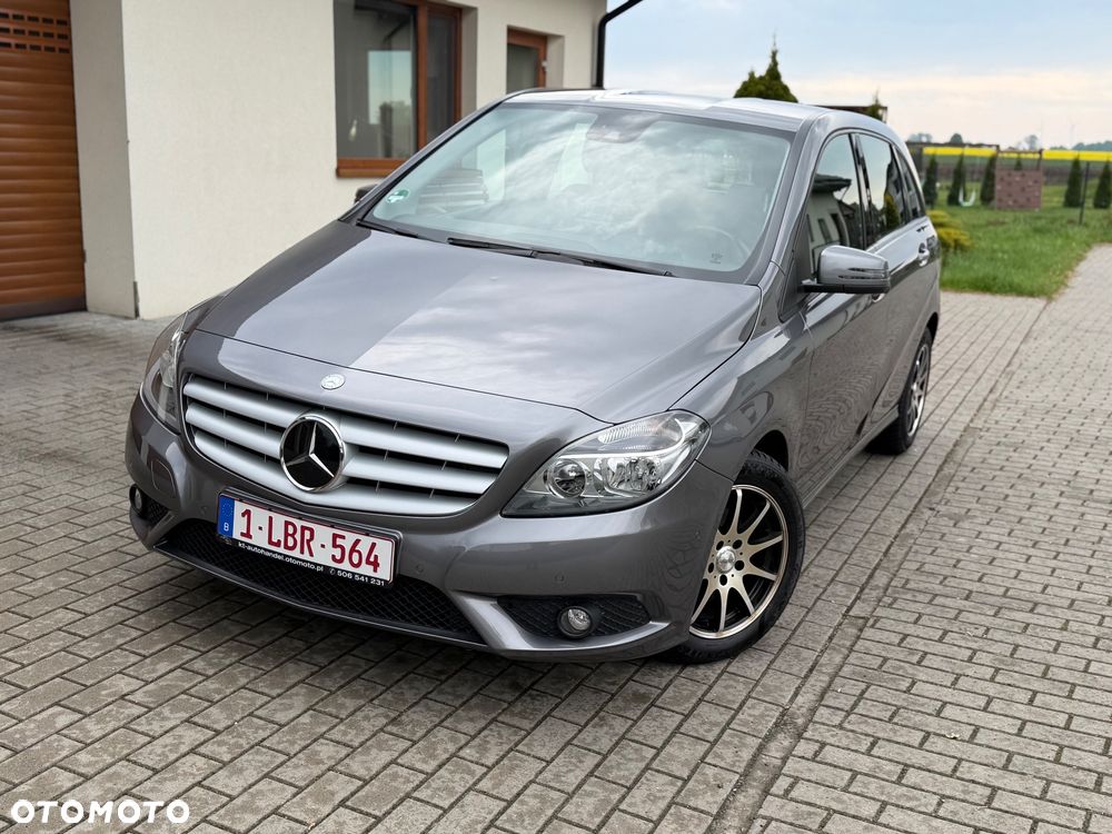 Mercedes-Benz Klasa B 180 7G-DCT Edition - 8