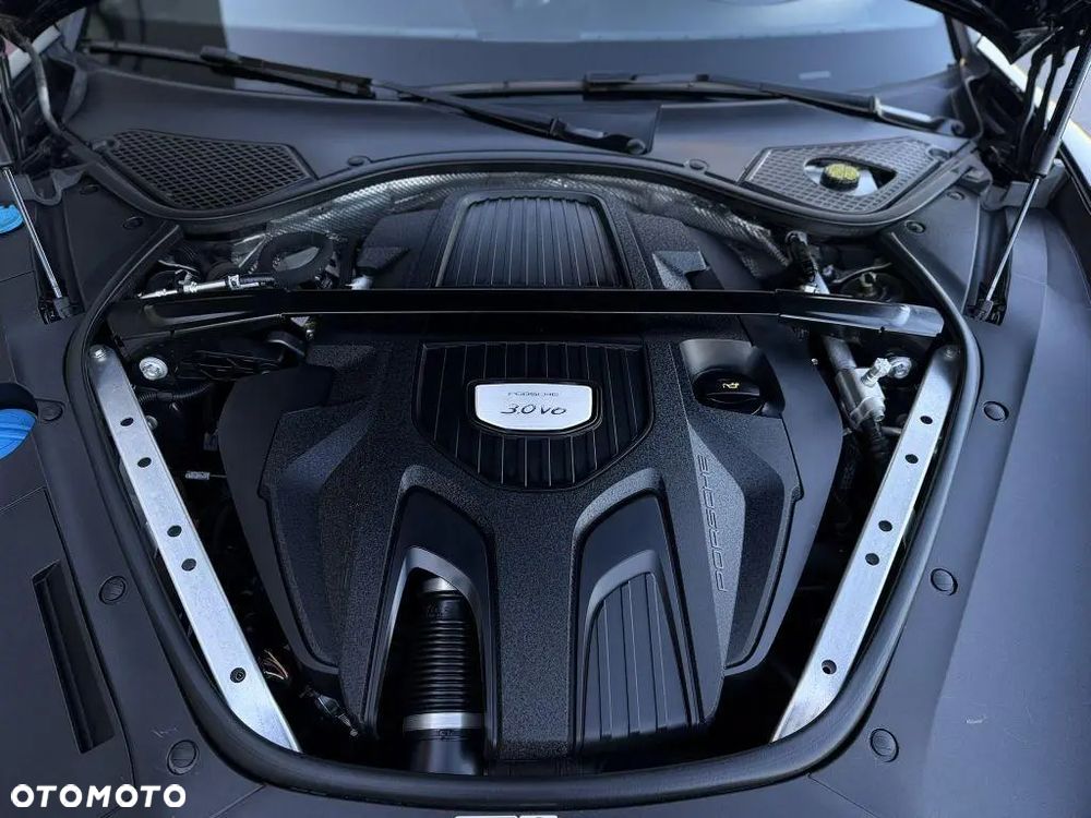 Porsche Panamera 4 GPF Executive - 30