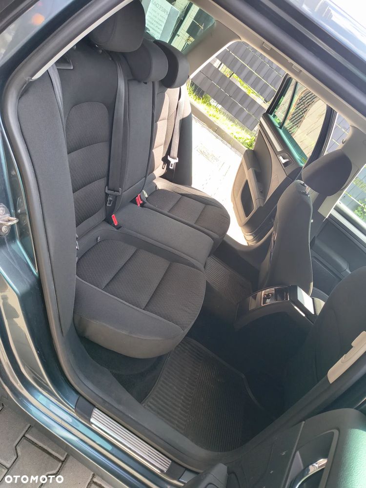 Skoda Superb 2.0 TDI Ambition DSG - 7