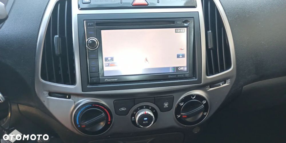 Hyundai i20 1.25 Comfort - 14