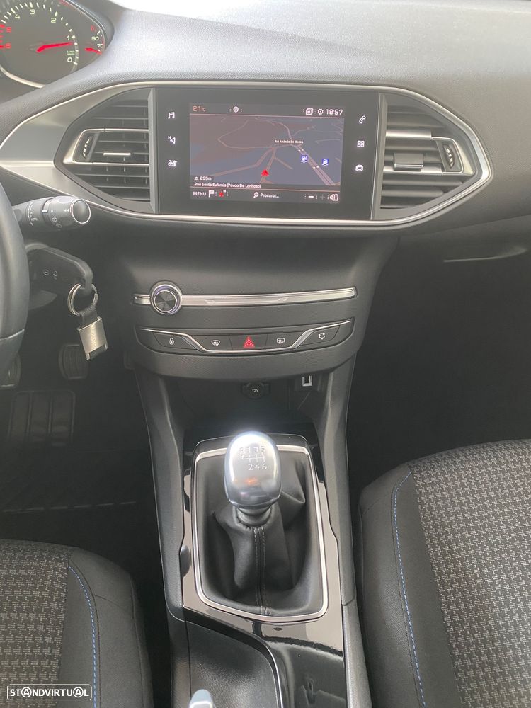 Peugeot 308 1.5 BlueHDi Style - 13