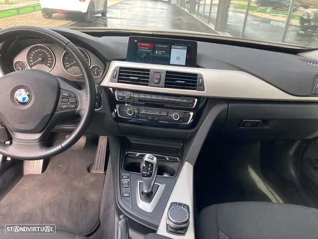 BMW 320 Gran Turismo i Advantage Auto - 19