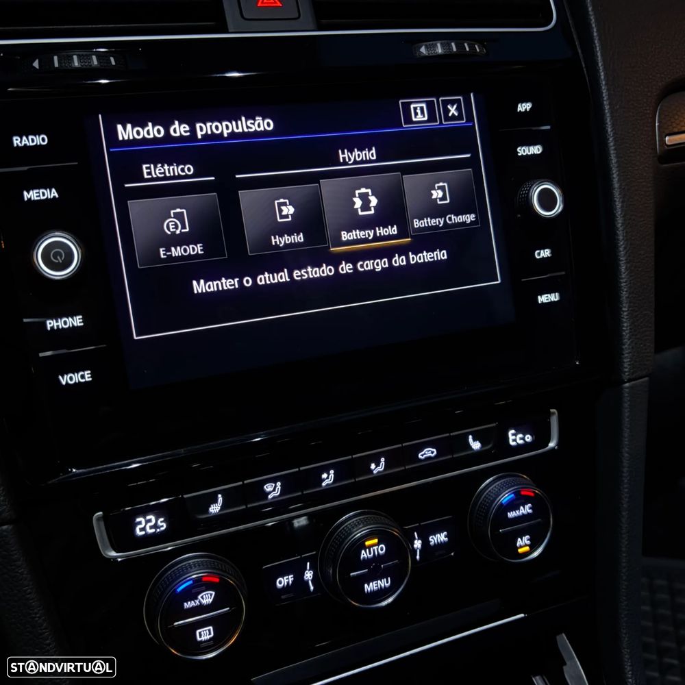 VW Golf 1.4 GTE Plug-In-Hybrid DSG - 36