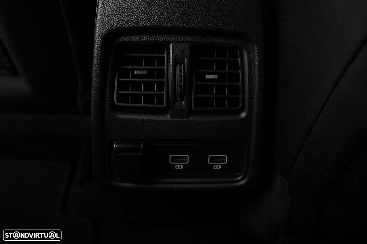 Renault Captur 1.0 TCe Techno Bi-Fuel - 25