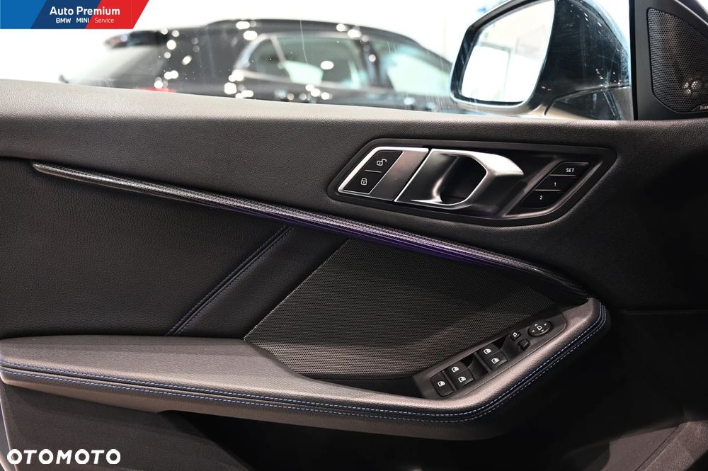 BMW Seria 2 220i xDrive - 12