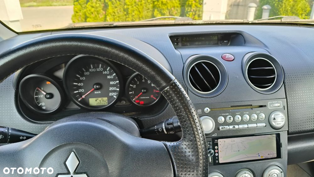 Mitsubishi Colt 1.5 Intense - 5