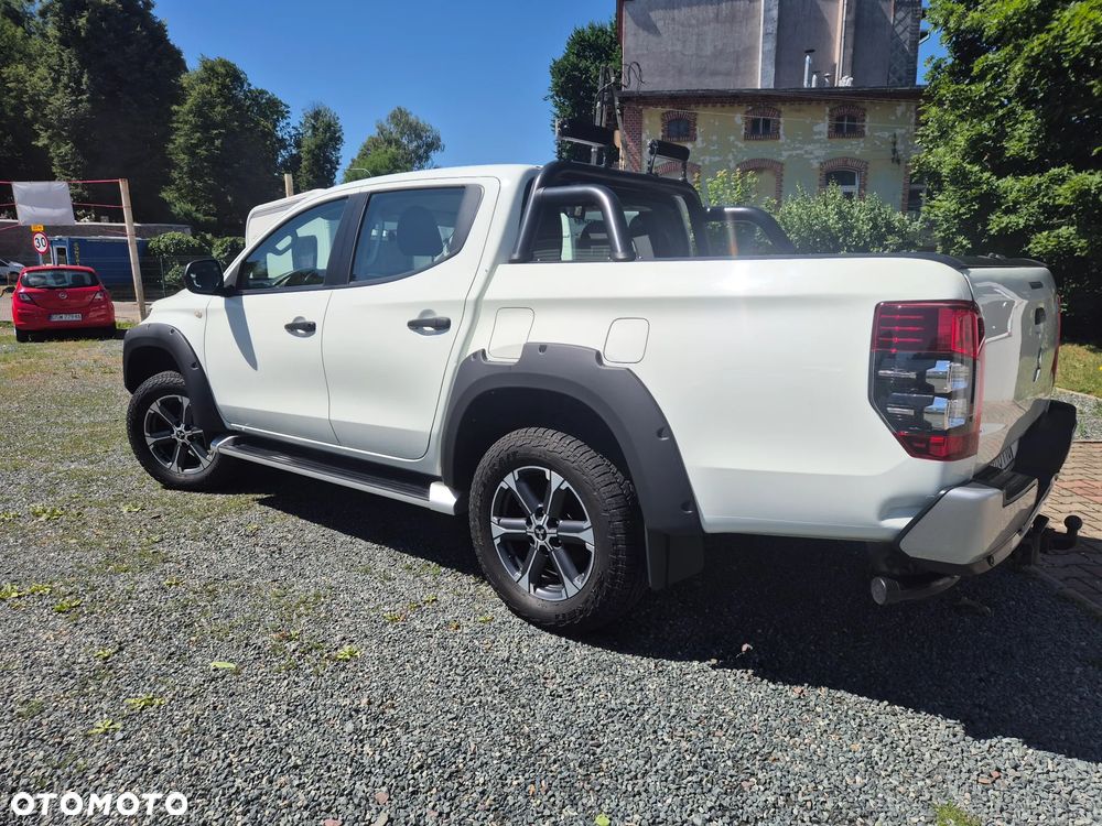 Mitsubishi L200 Pick Up 4x4 S&S Autm Double Cab Plus - 13
