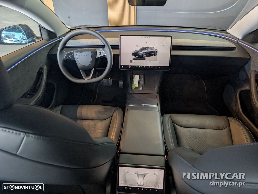 Tesla Model 3 - 10