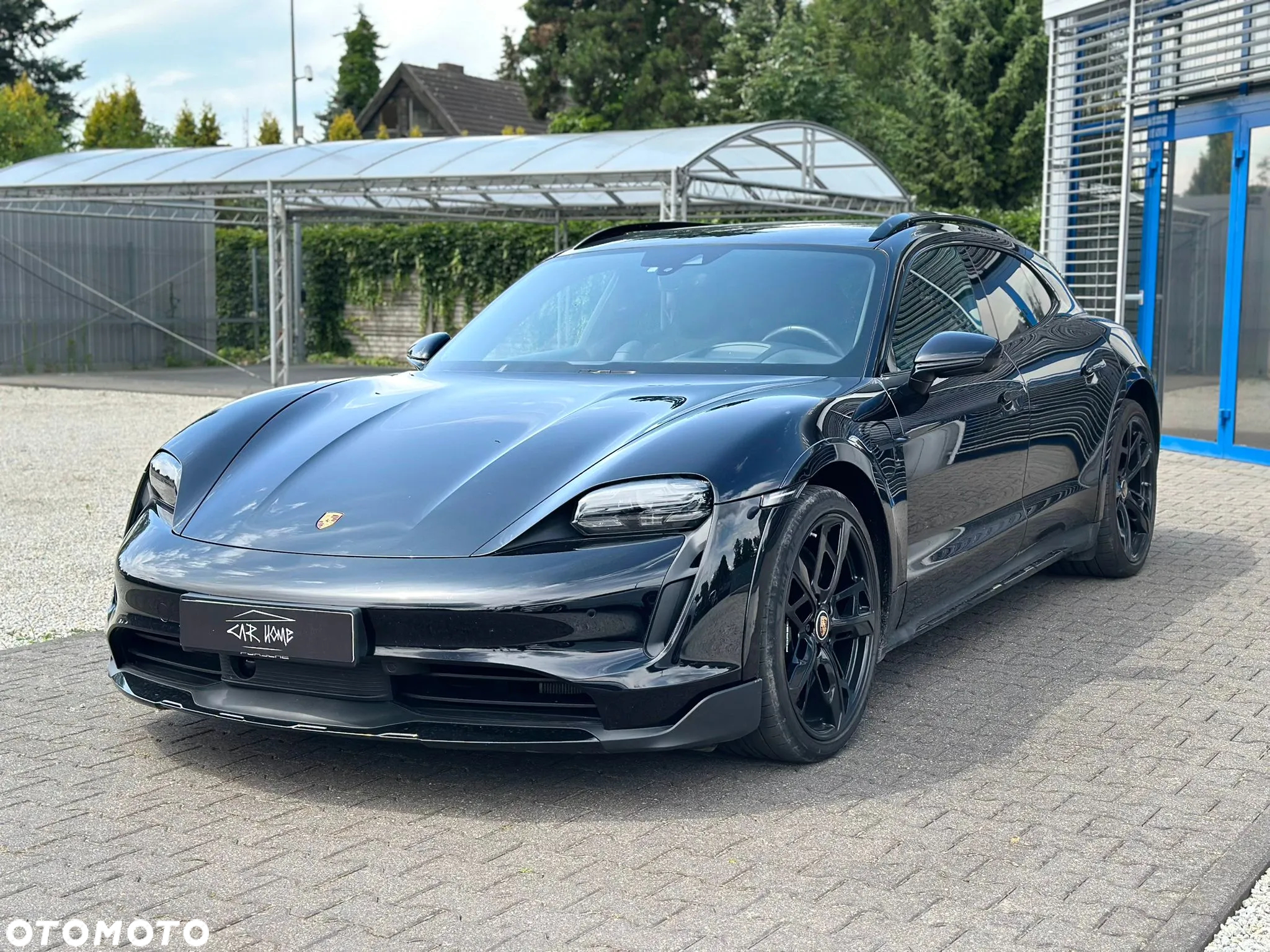 Porsche Taycan Turbo Cross Turismo - 3