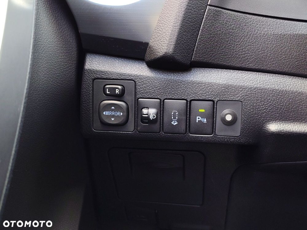Toyota Auris Hybrid 135 Premium - 18