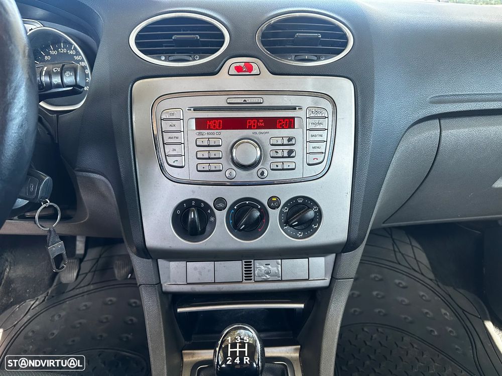 Ford Focus SW 1.6 TDCi Connec. - 15