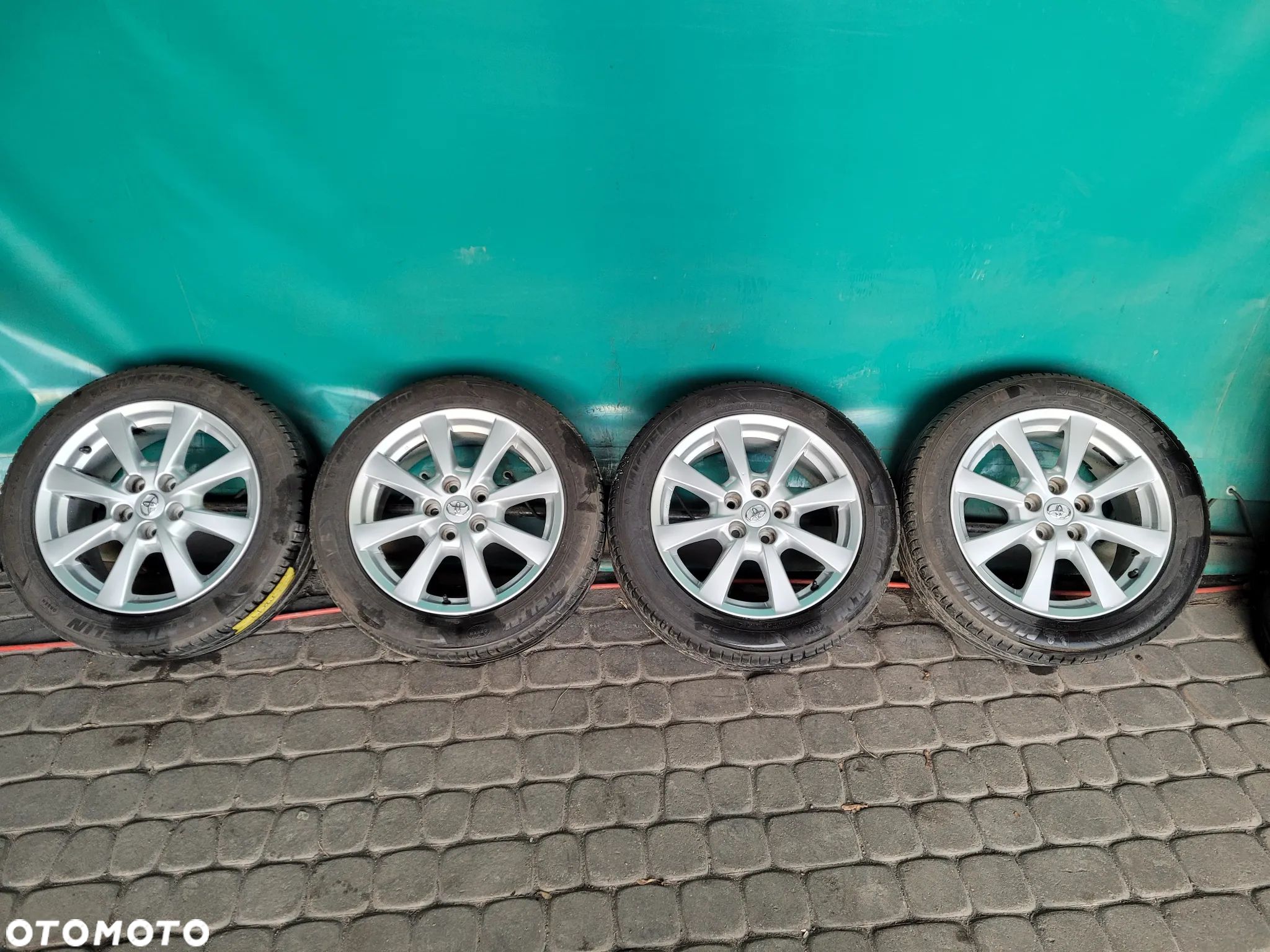 Koła letnie Toyota Avensis - 215/55R17 Michelin - 1
