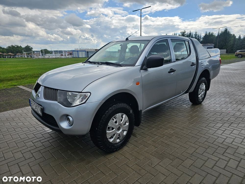 Mitsubishi L200 2.5 DID Invite - 1