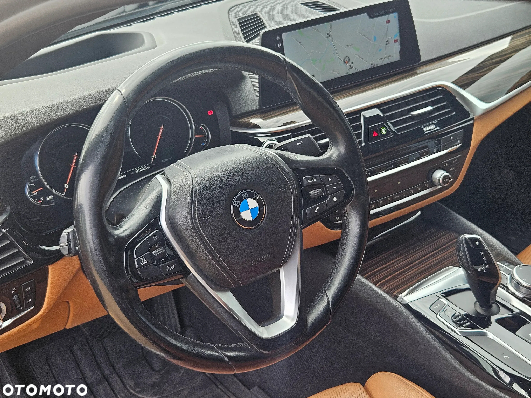 BMW Seria 5 530d xDrive Sport - 16