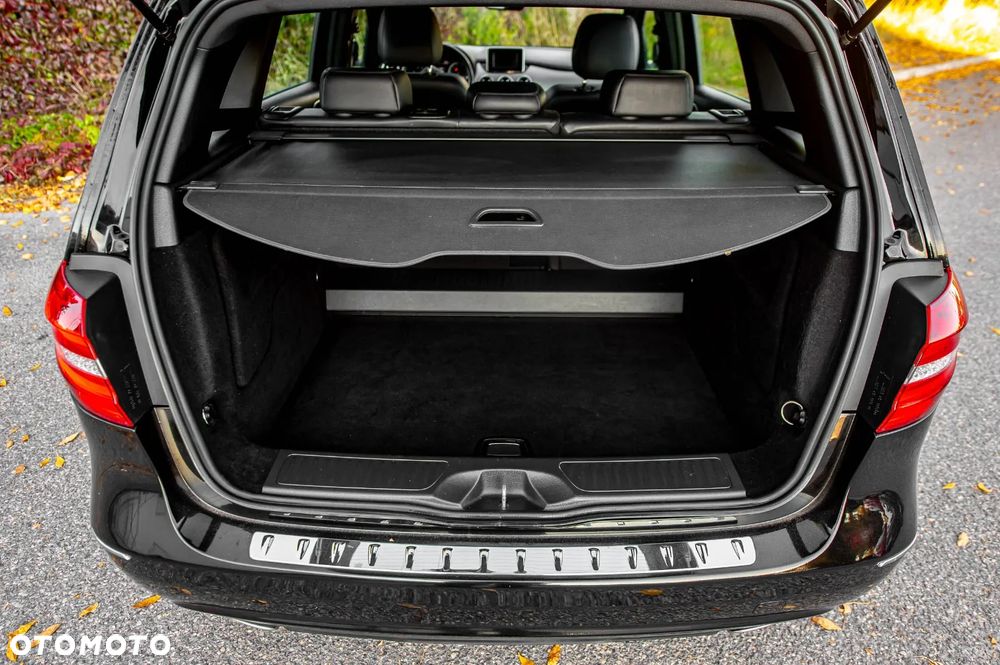 Mercedes-Benz Klasa B 220 4-Matic Style - 18