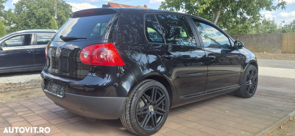 Volkswagen Golf - 3