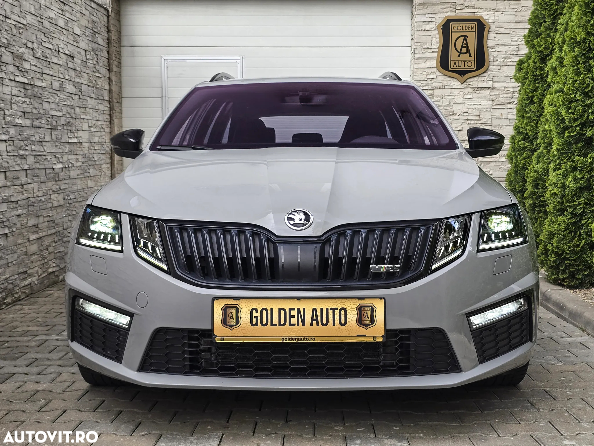 Skoda Octavia Combi 2.0 TSI DSG RS 245 - 25