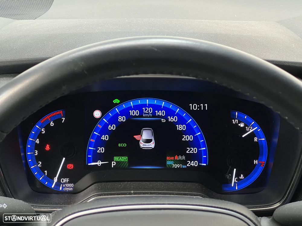 Toyota Corolla 1.8 Hybrid Comfort - 19