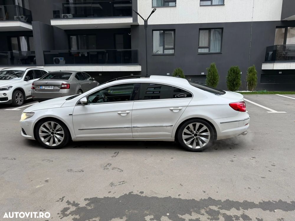 Volkswagen Passat - 2