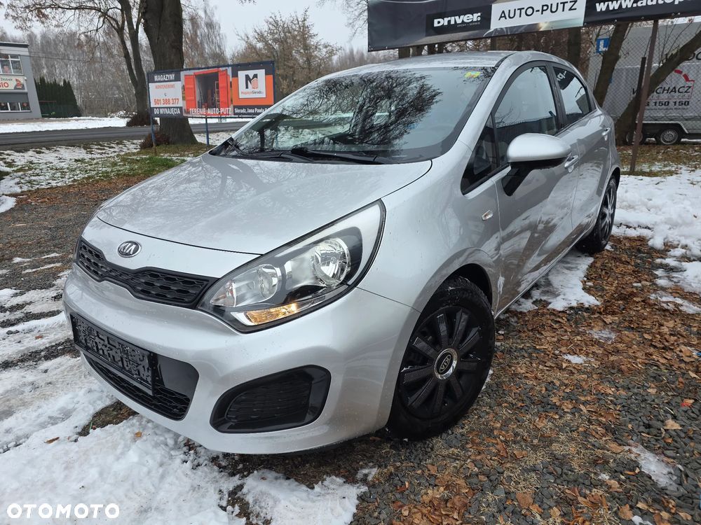 Kia Rio - 1