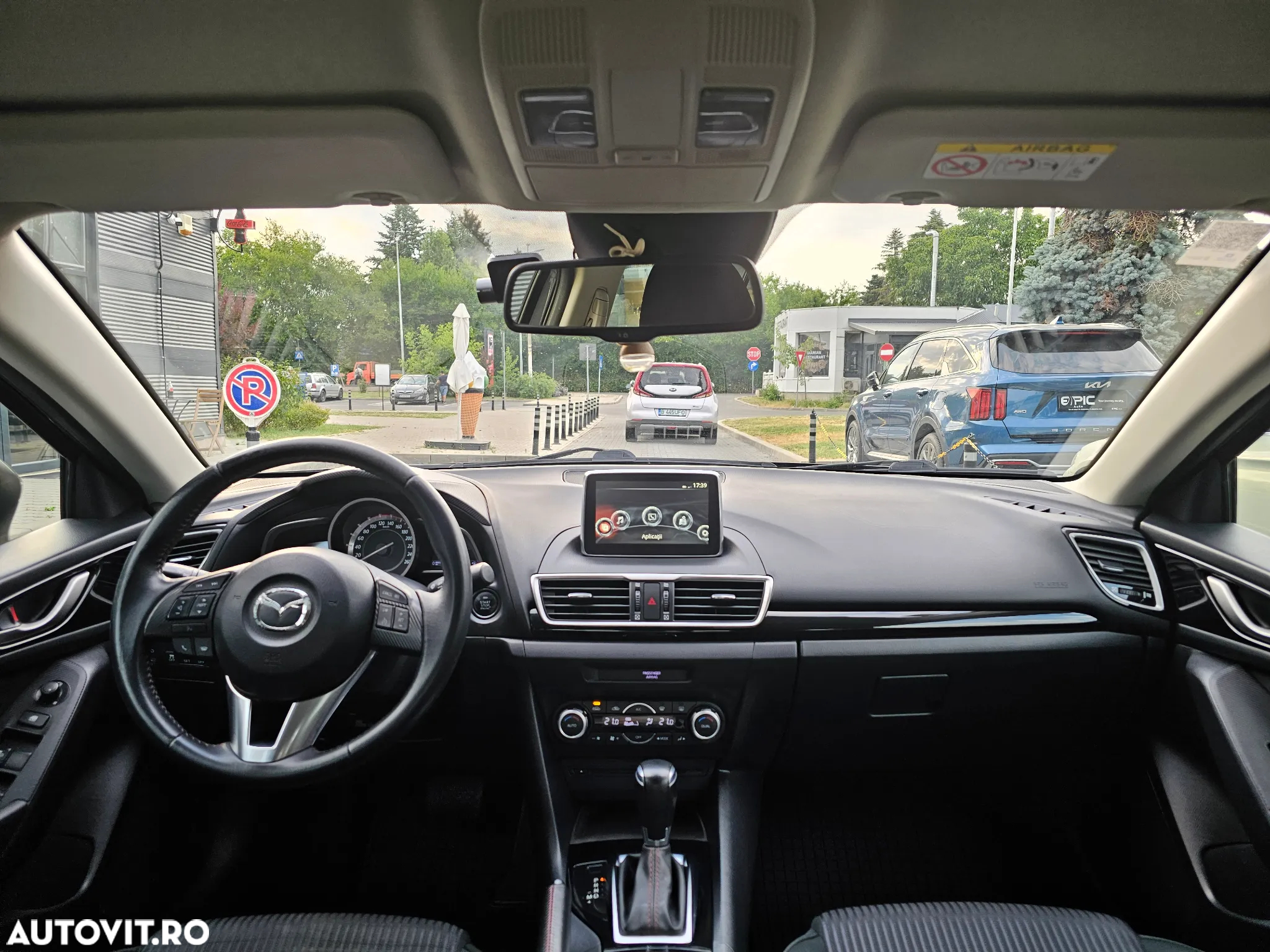 Mazda 3 - 2
