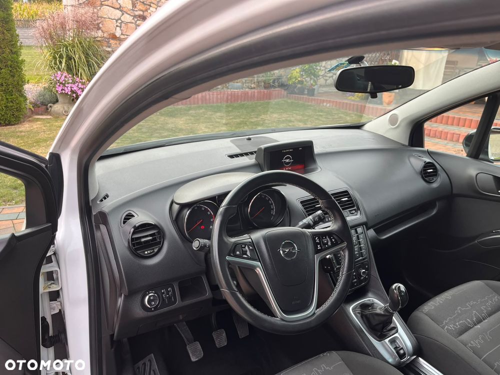 Opel Meriva 1.4 T Cosmo - 16
