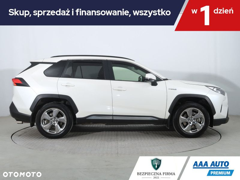 Toyota RAV4 - 7