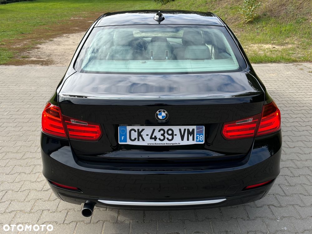 BMW Seria 3 318d Modern Line - 9