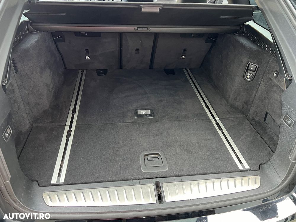 BMW Seria 5 520d Touring Aut. Luxury Line - 15