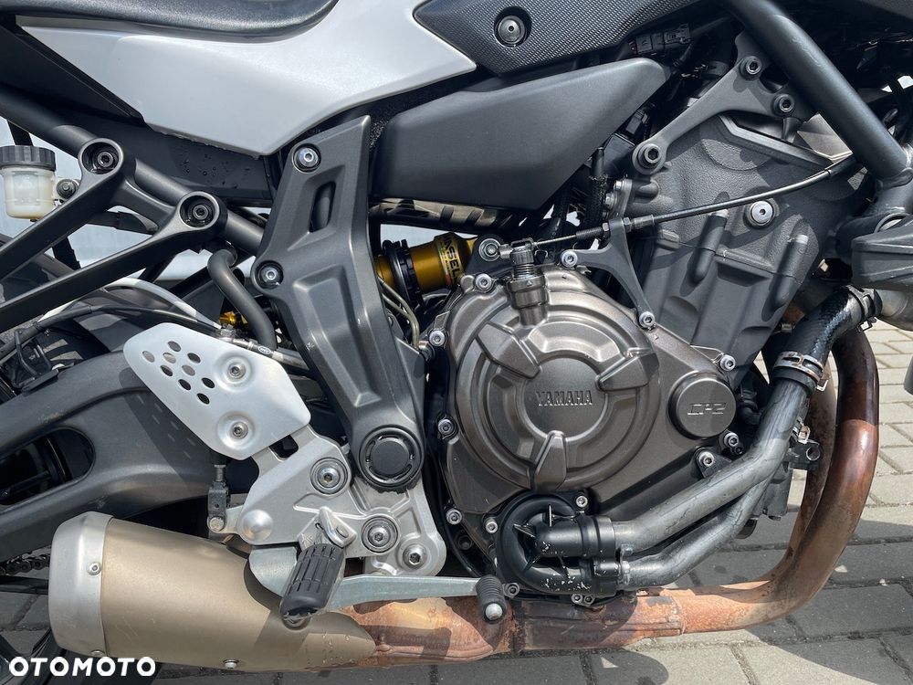 Yamaha MT - 6