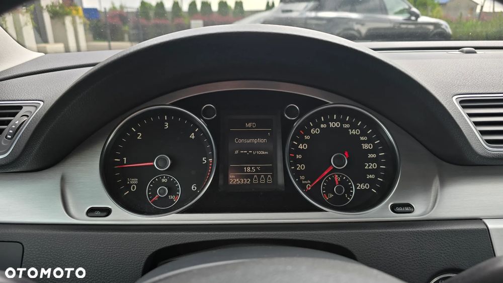 Volkswagen Passat 2.0 TDI 4Mot Highline DSG - 11