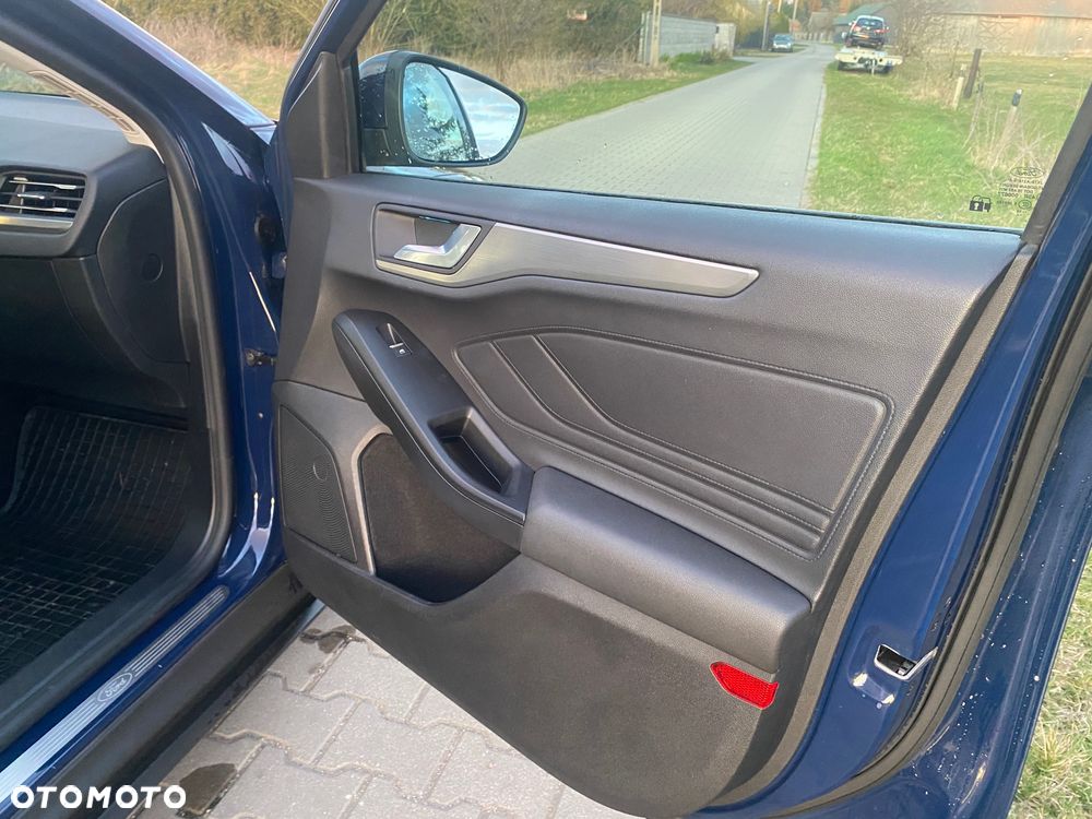 Ford Focus 2.0 EcoBlue Titanium X - 29