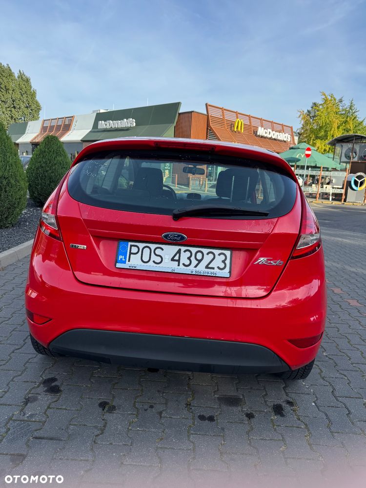 Ford Fiesta 1.4 TDCi Ambiente - 6