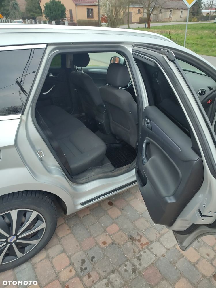 Ford Mondeo 2.0 TDCi Titanium - 13