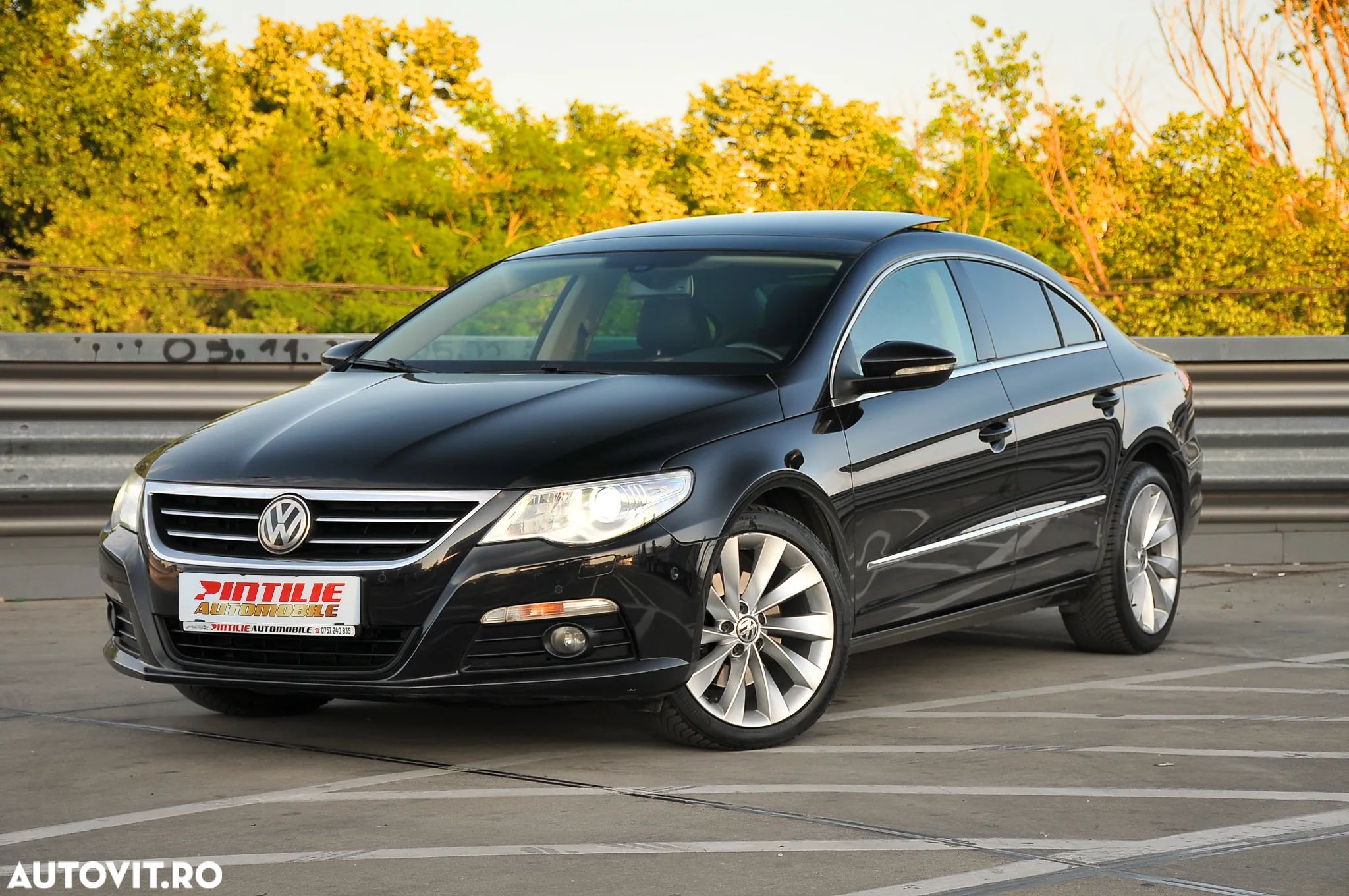 Volkswagen Passat CC 2.0 TDI BlueMotion Technology DSG Exclusive - 1