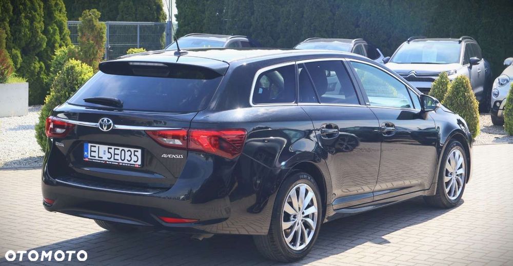 Toyota Avensis - 6