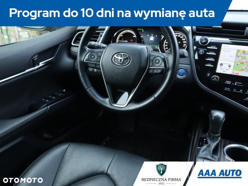 Toyota Camry - 9