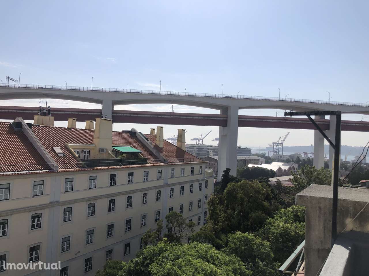 Apartamento T1 Renovado Alcantara - Grande imagem: 2/11