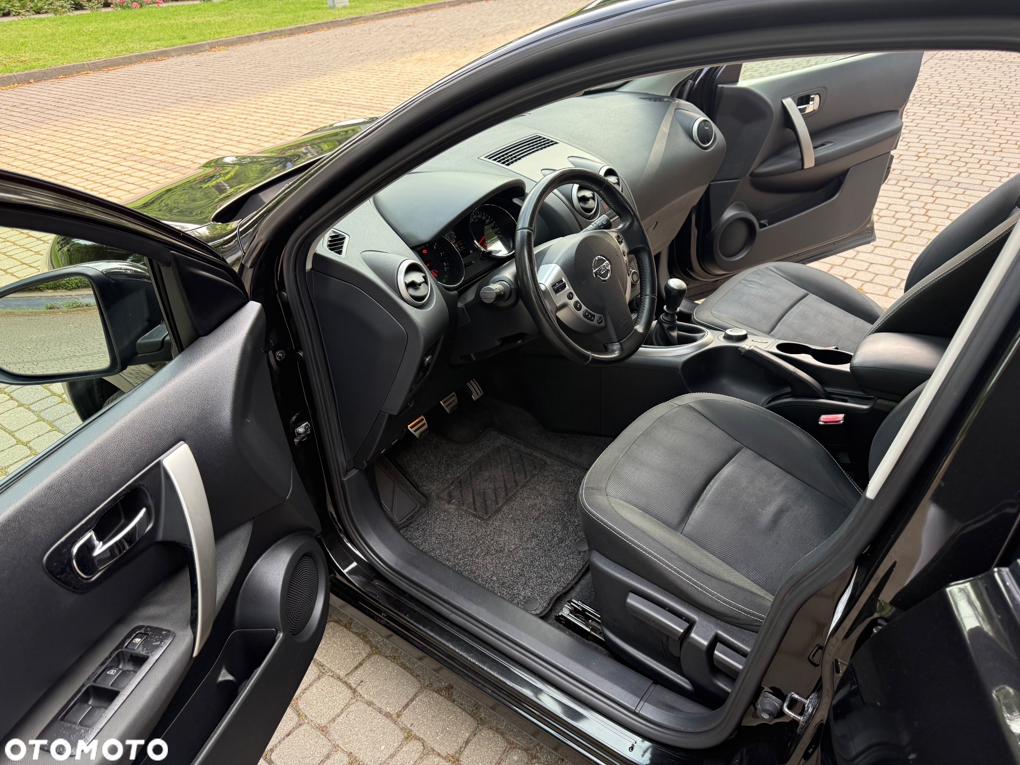 Nissan Qashqai 2.0 4x4 Tekna - 19