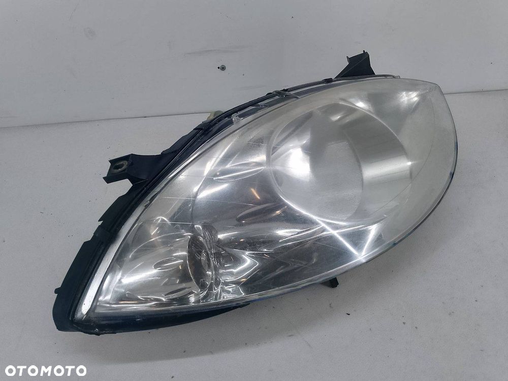 LAMPA PRZÓD PRAWA MERCEDES-BENZ KLASA A W169 A1698200461 0301197602 - 5