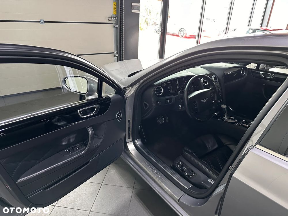 Bentley Flying Spur - 10